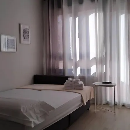 La Terraza De La Vega - Ubicación Inmejorable , Wifi , Terraza Y Parking Gratuito