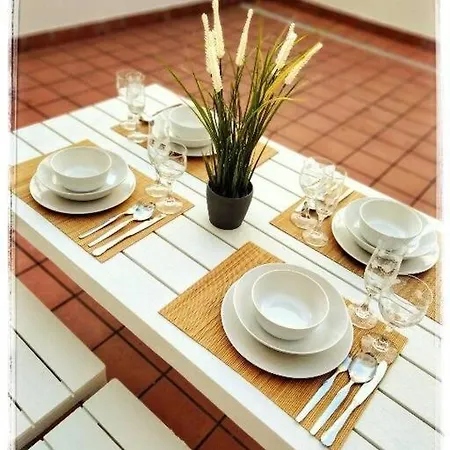 La Terraza De La Vega - Ubicacion Inmejorable , Wifi , Terraza Y Parking Gratuito דירה אוביידו