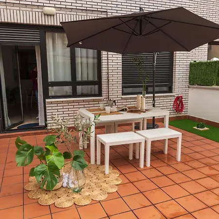 Apartment La Terraza De La Vega - Ubicacion Inmejorable , Wifi , Terraza Y Parking Gratuito