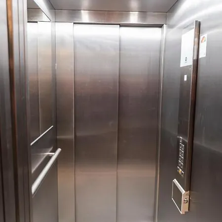 La Terraza De La Vega - Ubicacion Inmejorable , Wifi , Terraza Y Parking Gratuito דירה אוביידו