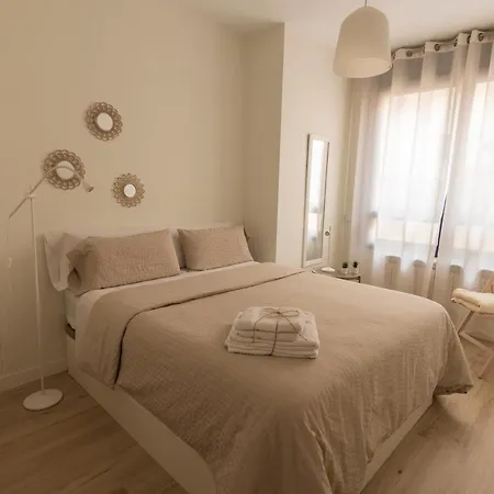 La Terraza De La Vega - Ubicacion Inmejorable , Wifi , Terraza Y Parking Gratuito