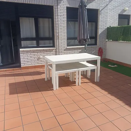 Διαμέρισμα La Terraza De La Vega - Ubicacion Inmejorable , Wifi , Terraza Y Parking Gratuito