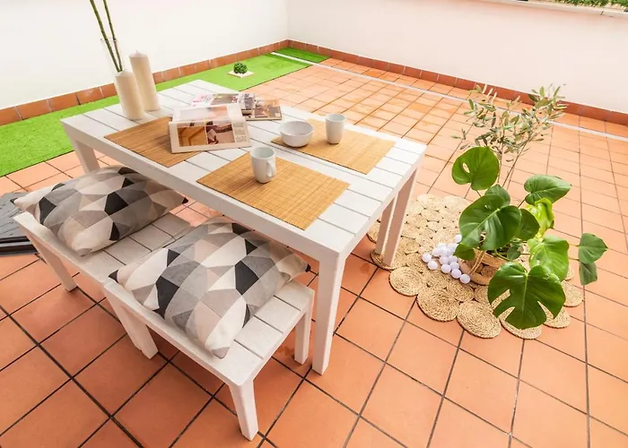 La Terraza De La Vega - Ubicacion Inmejorable , Wifi , Terraza Y Parking Gratuito * 奥维耶多